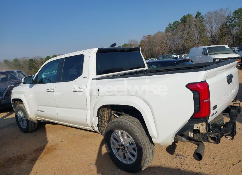 Photo 14 of 2024 Toyota Tacoma SR5 4WD (VIN 3TMLB5JN2RM029041)