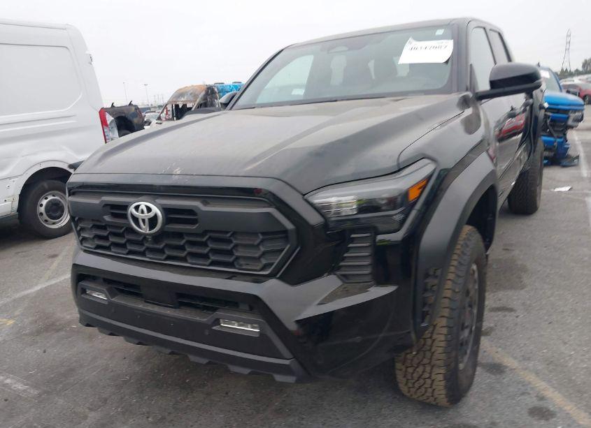 Photo 12 of 2024 Toyota Tacoma TRD OFF ROAD (VIN 3TMLB5JN2RM030514)