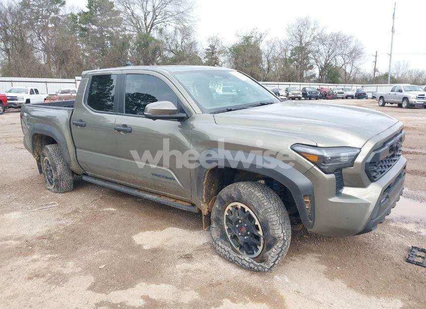2024 Toyota Tacoma DOUBLE CAB/SR5/TRD SPORT/TRD OFF ROAD/LTD (VIN 3TMLB5JN2RM044896) main photo