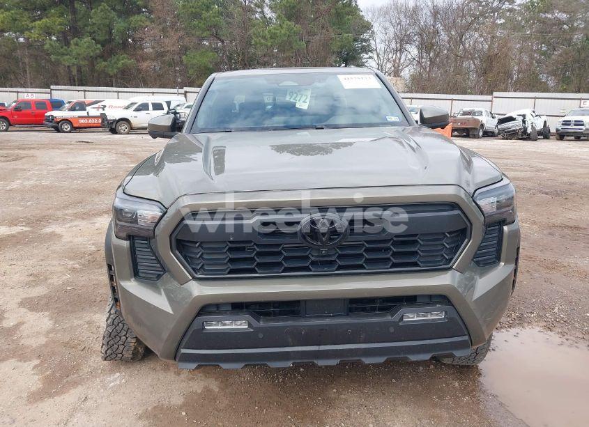 Photo 12 of 2024 Toyota Tacoma DOUBLE CAB/SR5/TRD SPORT/TRD OFF ROAD/LTD (VIN 3TMLB5JN2RM044896)