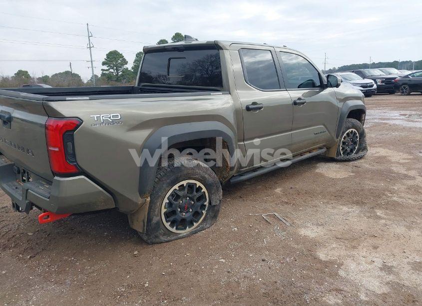 Photo 6 of 2024 Toyota Tacoma DOUBLE CAB/SR5/TRD SPORT/TRD OFF ROAD/LTD (VIN 3TMLB5JN2RM044896)