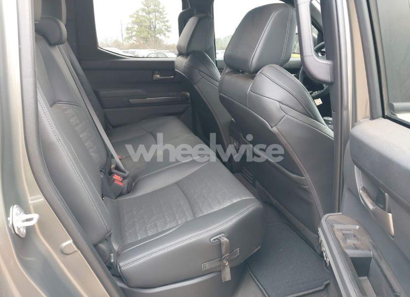 Photo 8 of 2024 Toyota Tacoma DOUBLE CAB/SR5/TRD SPORT/TRD OFF ROAD/LTD (VIN 3TMLB5JN2RM044896)