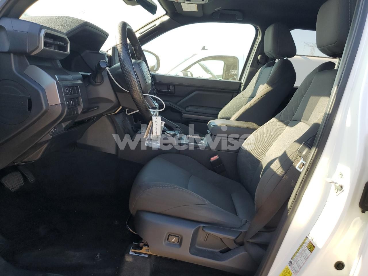 Photo 7 of 2024 TOYOTA TACOMA DOUBLE CAB (VIN 3TMLB5JN3RM025676)