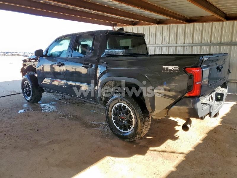 Photo 3 of 2024 TOYOTA TACOMA DOUBLE CAB (VIN 3TMLB5JN3RM035169)