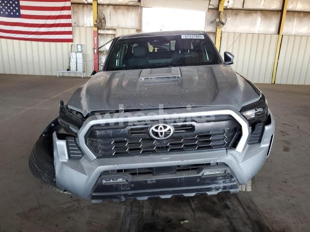 Photo 10 of 2024 TOYOTA TACOMA DOUBLE CAB (VIN 3TMLB5JN3RM084081)