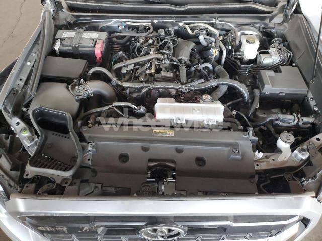 Photo 2 of 2024 TOYOTA TACOMA DOUBLE CAB (VIN 3TMLB5JN3RM084081)