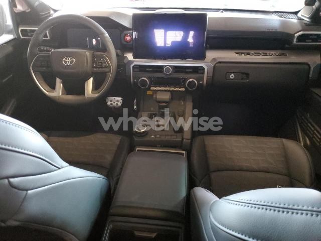 Photo 5 of 2024 TOYOTA TACOMA DOUBLE CAB (VIN 3TMLB5JN3RM084081)