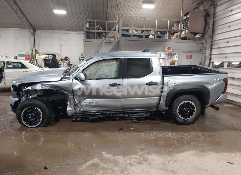 Photo 14 of 2024 Toyota Tacoma TRD OFF ROAD (VIN 3TMLB5JN4RM037027)