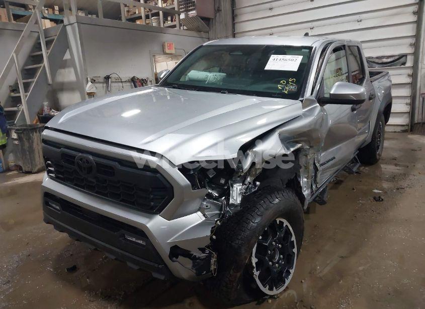 Photo 2 of 2024 Toyota Tacoma TRD OFF ROAD (VIN 3TMLB5JN4RM037027)