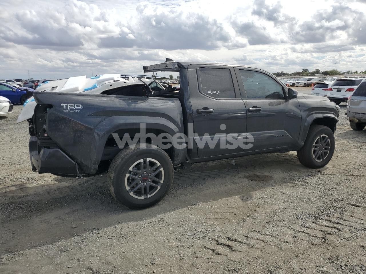 Photo 3 of 2024 TOYOTA TACOMA DOUBLE CAB (VIN 3TMLB5JN4RM045791)