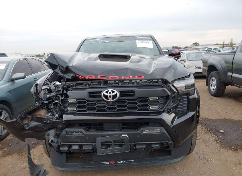 Photo 12 of 2024 Toyota Tacoma DOUBLE CAB/SR5/TRD SPORT/TRD OFF ROAD/LTD (VIN 3TMLB5JN5RM002187)