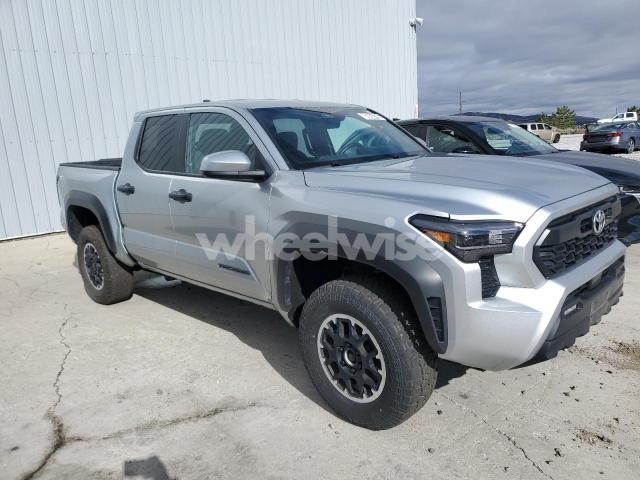 Photo 5 of 2024 TOYOTA TACOMA DOUBLE CAB (VIN 3TMLB5JN6RM029446)