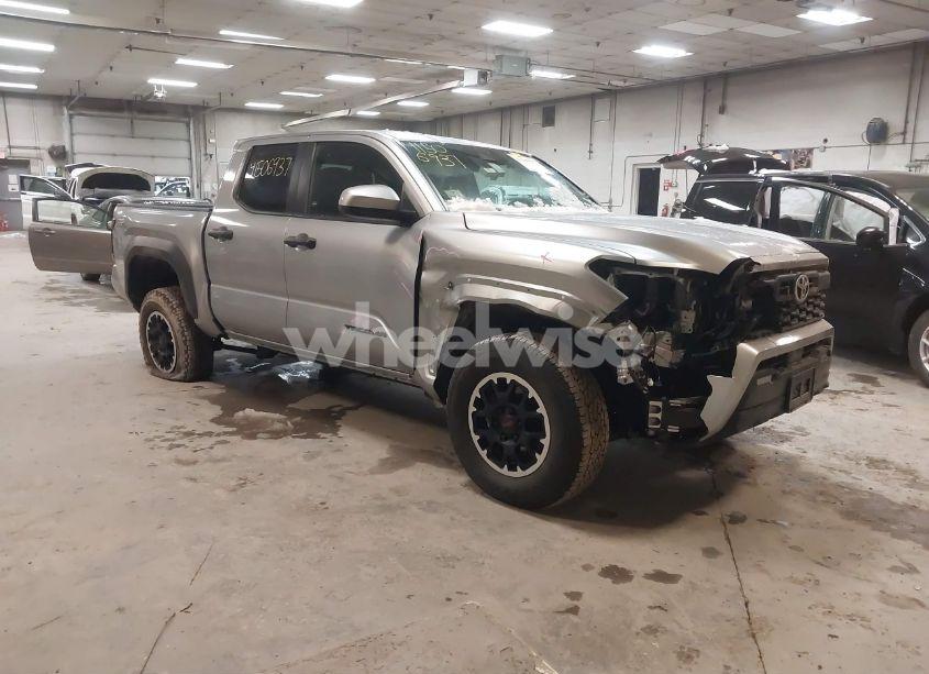 2024 Toyota Tacoma TRD OFF ROAD (VIN 3TMLB5JN6RM032296) main photo