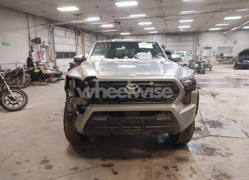 Photo 12 of 2024 Toyota Tacoma TRD OFF ROAD (VIN 3TMLB5JN6RM032296)