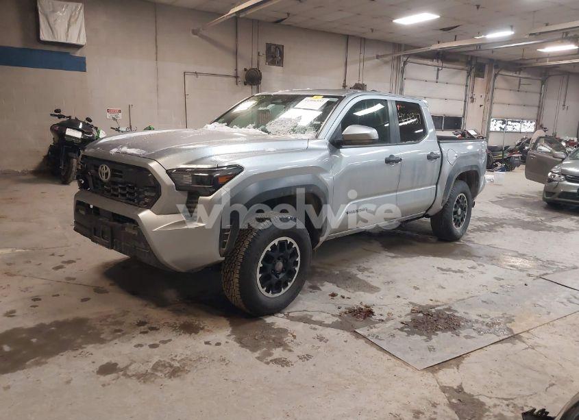 Photo 2 of 2024 Toyota Tacoma TRD OFF ROAD (VIN 3TMLB5JN6RM032296)
