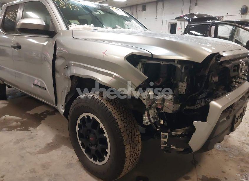 Photo 6 of 2024 Toyota Tacoma TRD OFF ROAD (VIN 3TMLB5JN6RM032296)