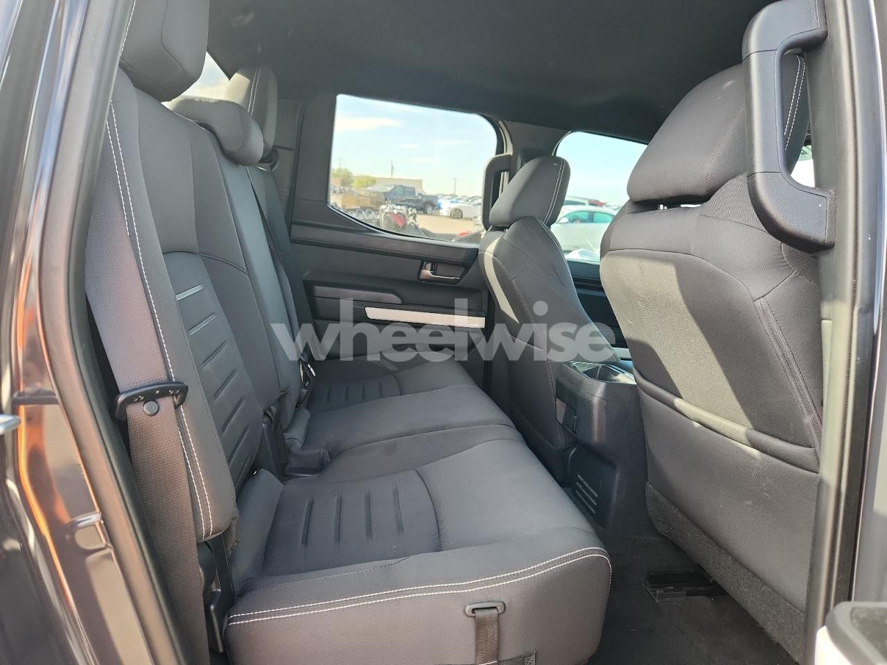 Photo 10 of 2024 TOYOTA TACOMA DOUBLE CAB (VIN 3TMLB5JN6RM047445)