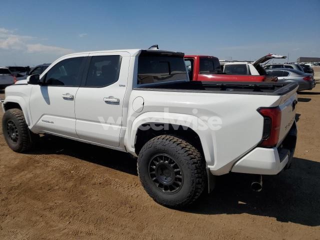 Photo 6 of 2024 TOYOTA TACOMA DOUBLE CAB (VIN 3TMLB5JN6RM050524)