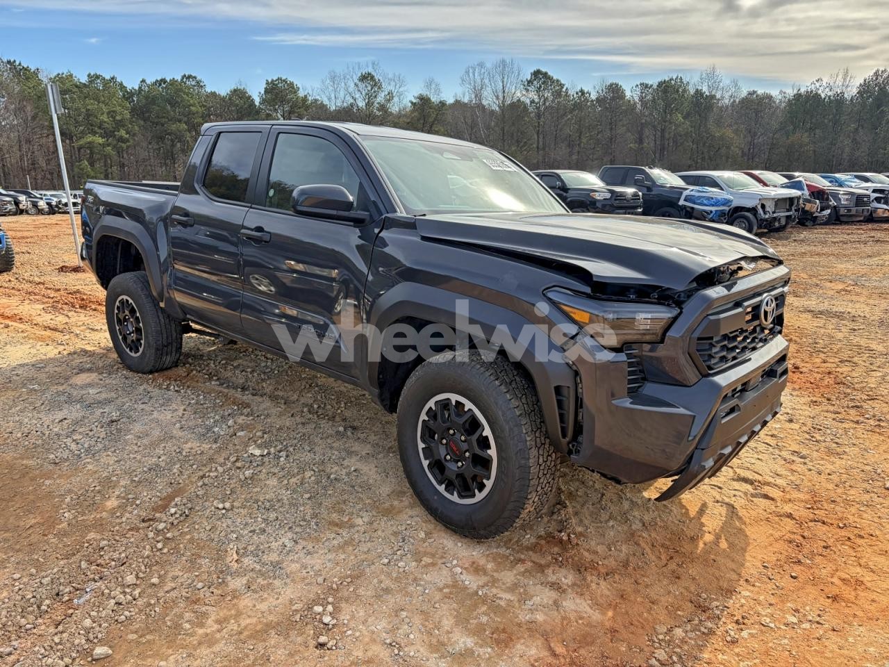 Photo 4 of 2025 TOYOTA TACOMA DOUBLE CAB (VIN 3TMLB5JN6SM133893)