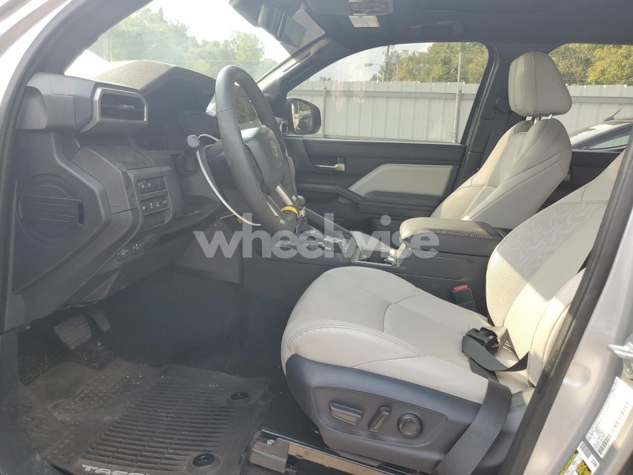 Photo 7 of 2024 TOYOTA TACOMA DOUBLE CAB (VIN 3TMLB5JN7RM067333)