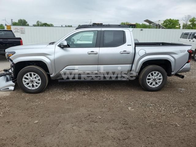 Photo 12 of 2025 TOYOTA TACOMA DOUBLE CAB (VIN 3TMLB5JN7SM100983)