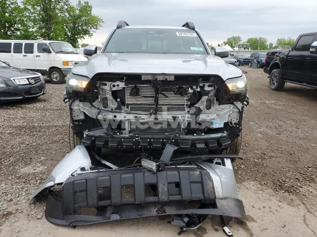 Photo 2 of 2025 TOYOTA TACOMA DOUBLE CAB (VIN 3TMLB5JN7SM100983)