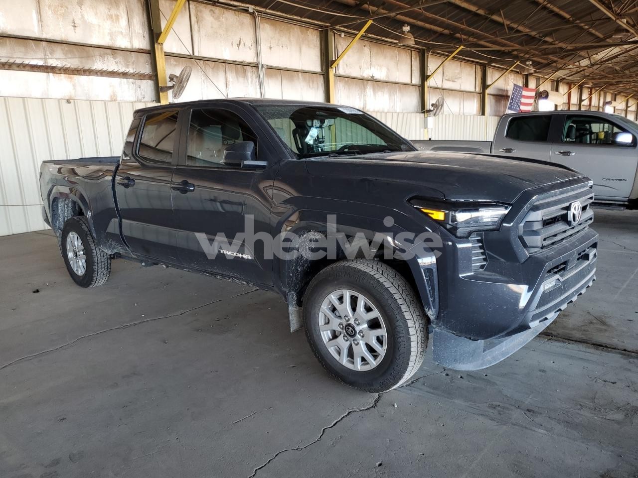 Photo 4 of 2024 TOYOTA TACOMA DOUBLE CAB (VIN 3TMLB5JN8RM000756)