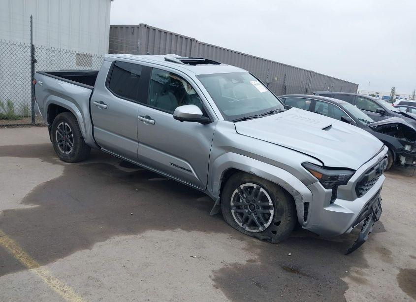 2024 Toyota Tacoma DOUBLE CAB/SR5/TRD SPORT/TRD OFF ROAD/LTD (VIN 3TMLB5JN8RM031702) main photo