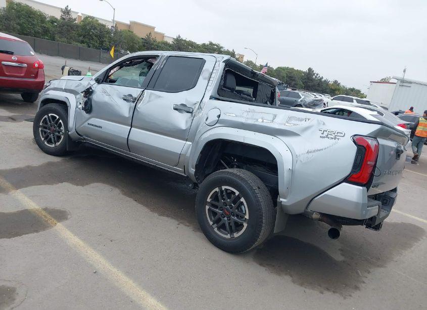 Photo 3 of 2024 Toyota Tacoma DOUBLE CAB/SR5/TRD SPORT/TRD OFF ROAD/LTD (VIN 3TMLB5JN8RM031702)