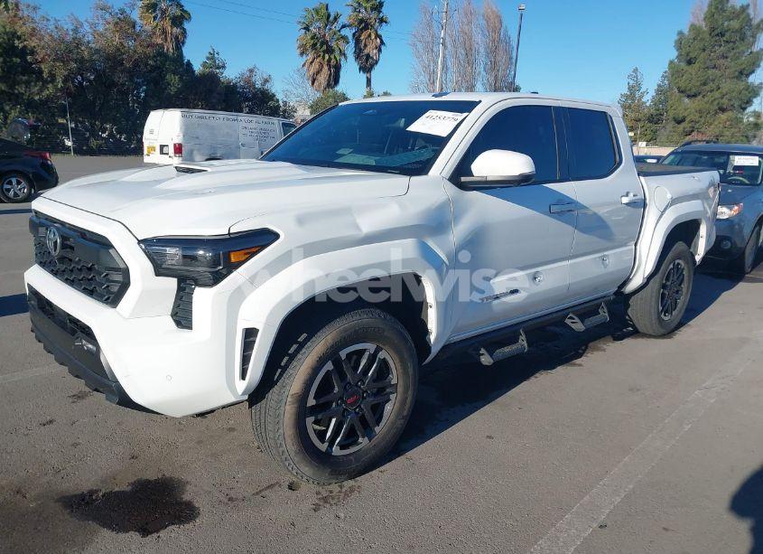 Photo 2 of 2024 Toyota Tacoma DOUBLE CAB/SR5/TRD SPORT/TRD OFF ROAD/LTD (VIN 3TMLB5JN8RM034034)