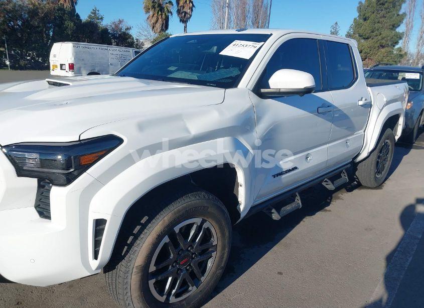 Photo 6 of 2024 Toyota Tacoma DOUBLE CAB/SR5/TRD SPORT/TRD OFF ROAD/LTD (VIN 3TMLB5JN8RM034034)