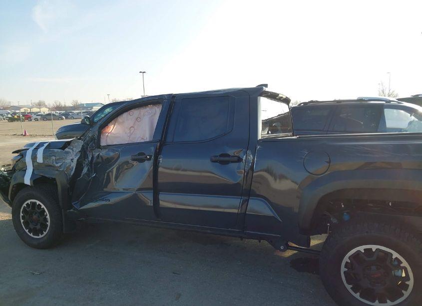 Photo 14 of 2024 Toyota Tacoma TRD OFF ROAD (VIN 3TMLB5JN9RM006503)