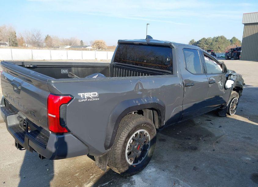 Photo 4 of 2024 Toyota Tacoma TRD OFF ROAD (VIN 3TMLB5JN9RM006503)