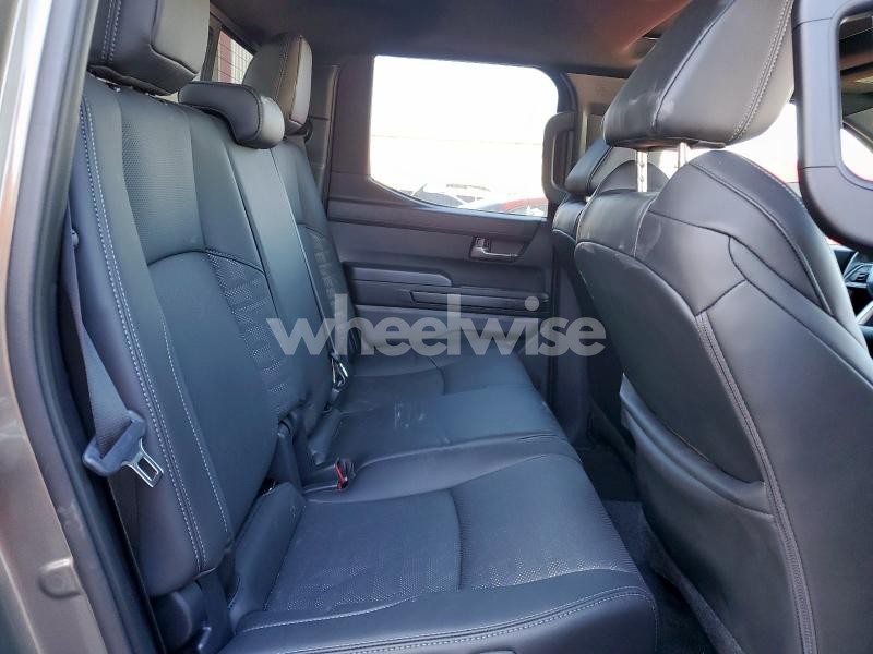 Photo 5 of 2024 TOYOTA TACOMA DOUBLE CAB (VIN 3TMLB5JN9RM019770)