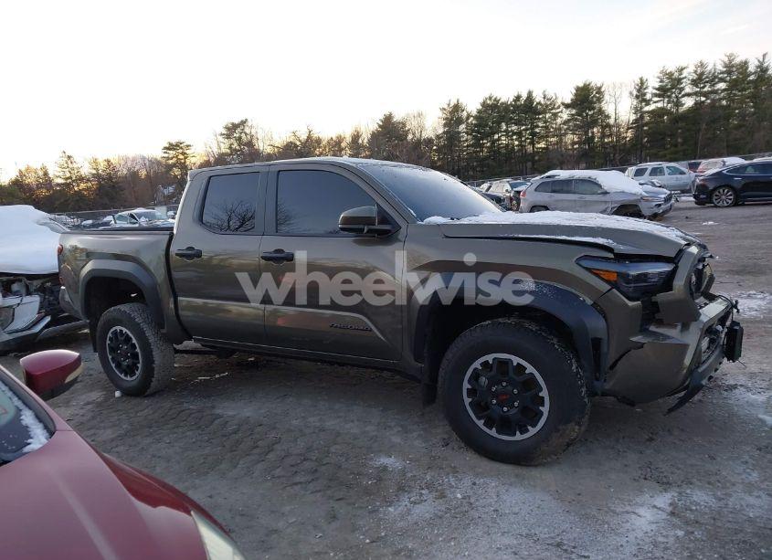 Photo 13 of 2024 Toyota Tacoma TRD OFF ROAD (VIN 3TMLB5JN9RM046175)