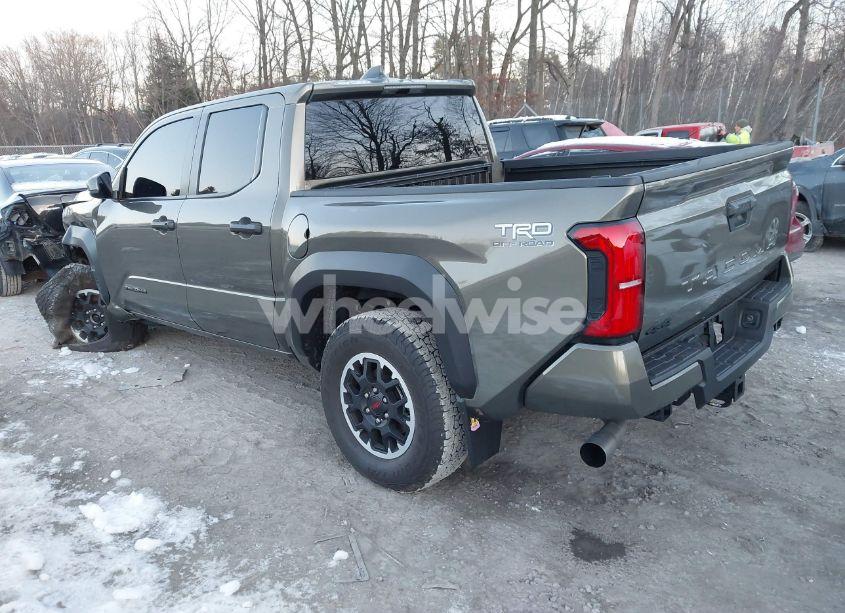 Photo 3 of 2024 Toyota Tacoma TRD OFF ROAD (VIN 3TMLB5JN9RM046175)