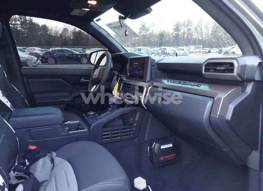 Photo 5 of 2024 Toyota Tacoma TRD OFF ROAD (VIN 3TMLB5JN9RM046175)