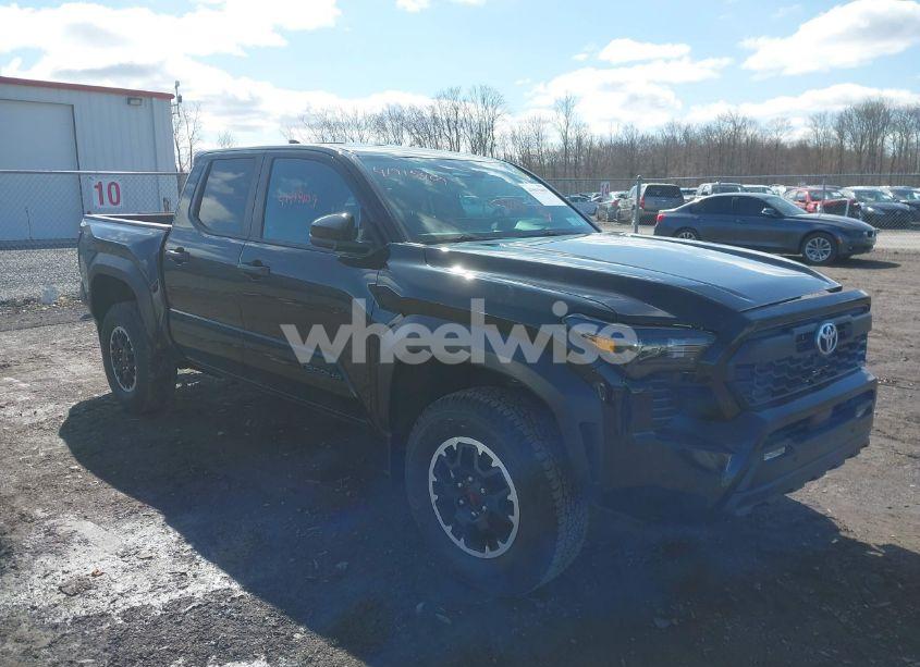 2024 Toyota Tacoma TRD OFF ROAD 4WD (VIN 3TMLB5JN9RM054308) main photo