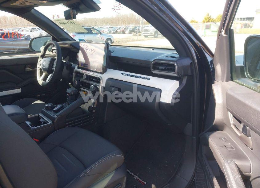 Photo 5 of 2024 Toyota Tacoma TRD OFF ROAD 4WD (VIN 3TMLB5JN9RM054308)