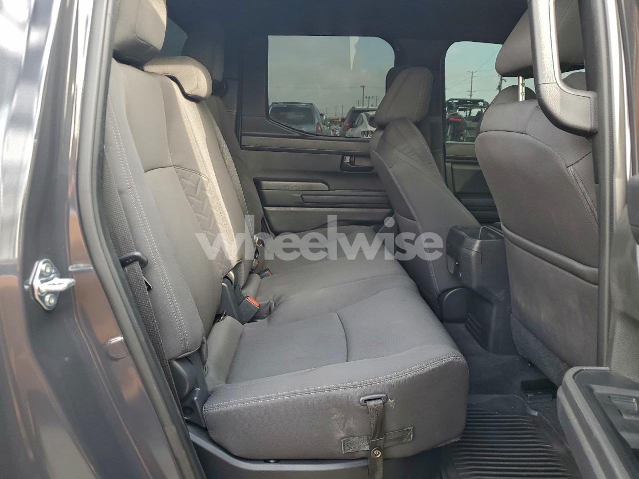 Photo 10 of 2025 TOYOTA TACOMA DOUBLE CAB (VIN 3TMLB5JN9SM125531)