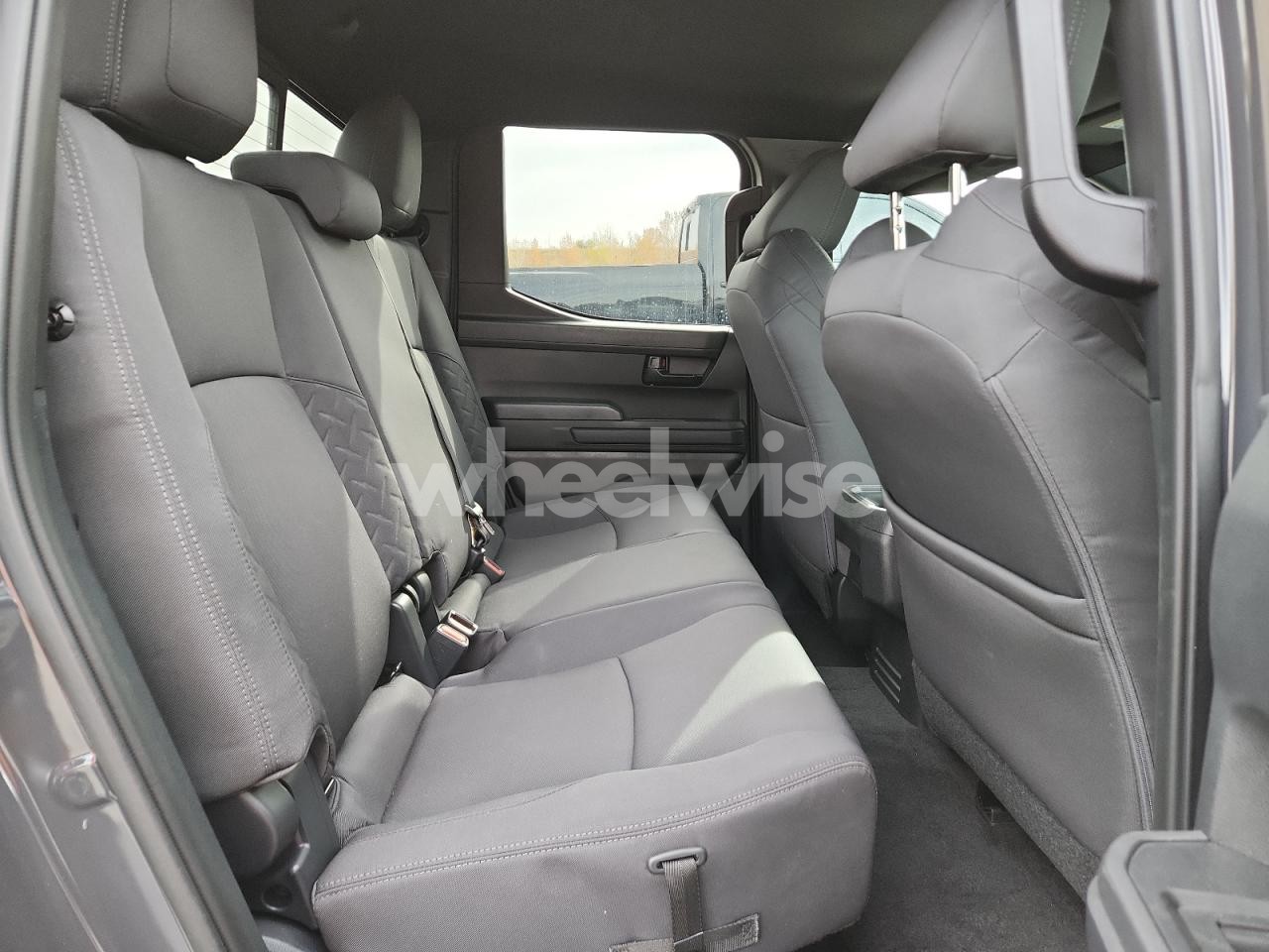 Photo 10 of 2025 TOYOTA TACOMA DOUBLE CAB (VIN 3TMLB5JN9SM144595)