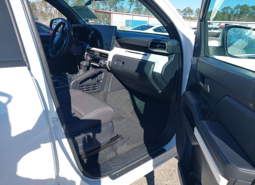Photo 5 of 2024 Toyota Tacoma TRD OFF ROAD (VIN 3TMLB5JNXRM011824)
