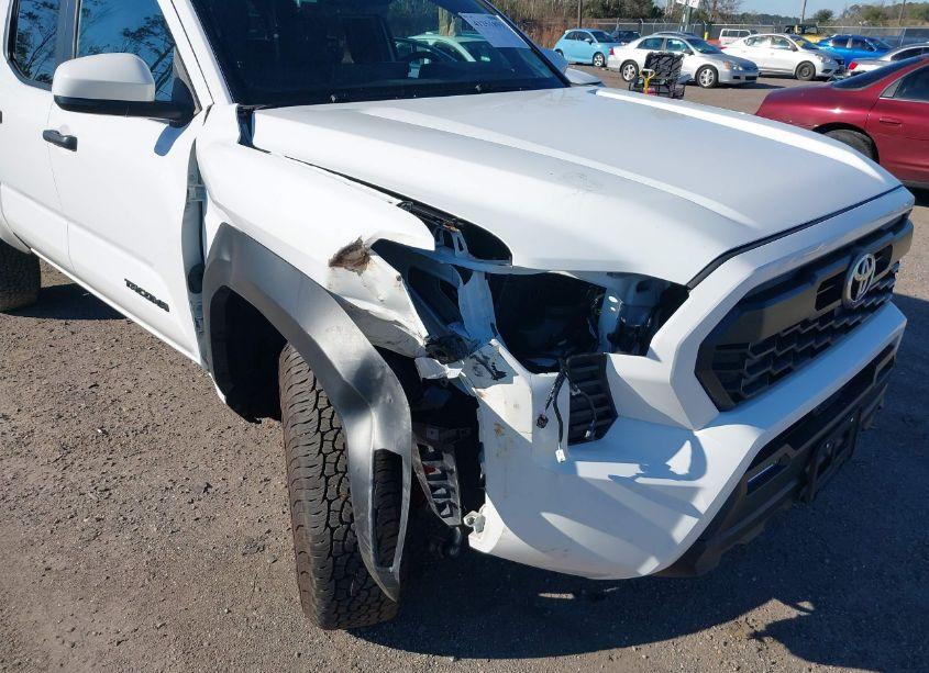 Photo 6 of 2024 Toyota Tacoma TRD OFF ROAD (VIN 3TMLB5JNXRM011824)
