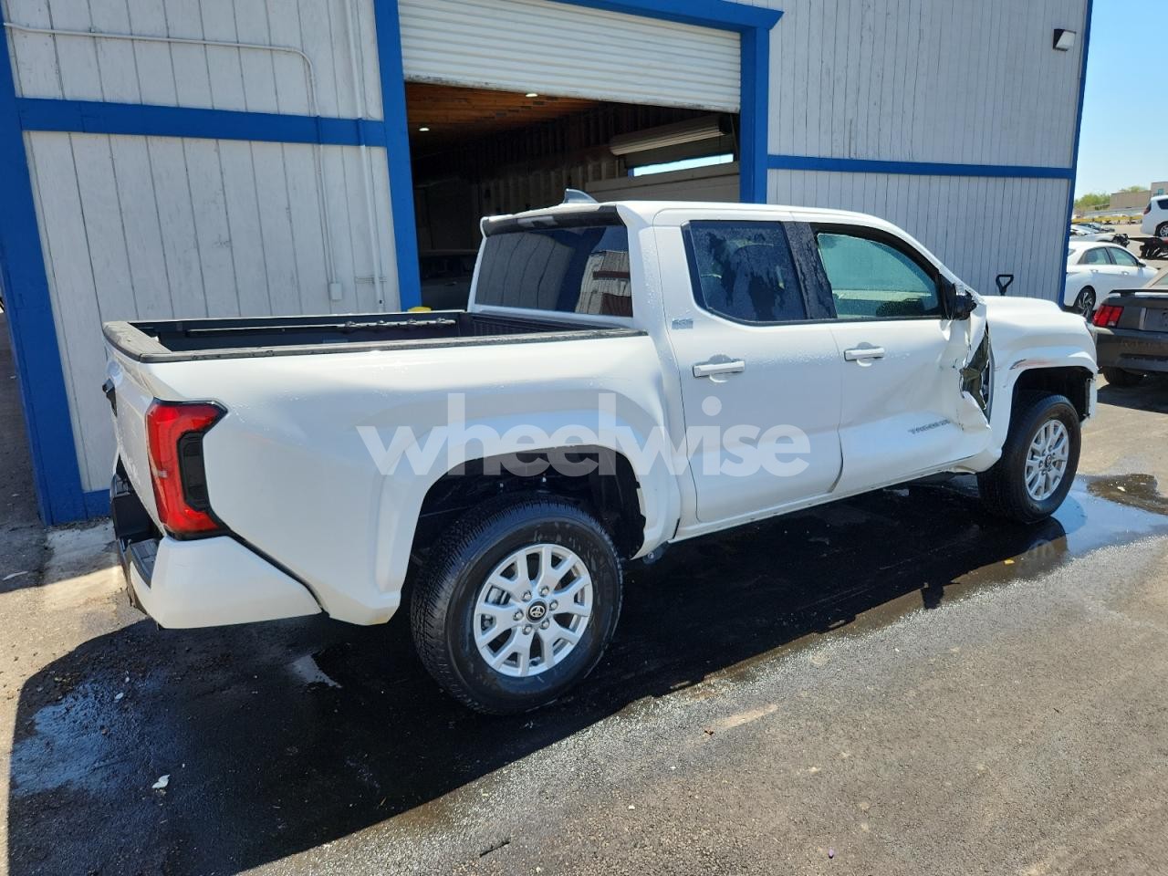 Photo 3 of 2025 TOYOTA TACOMA DOUBLE CAB (VIN 3TMLB5JNXSM110651)