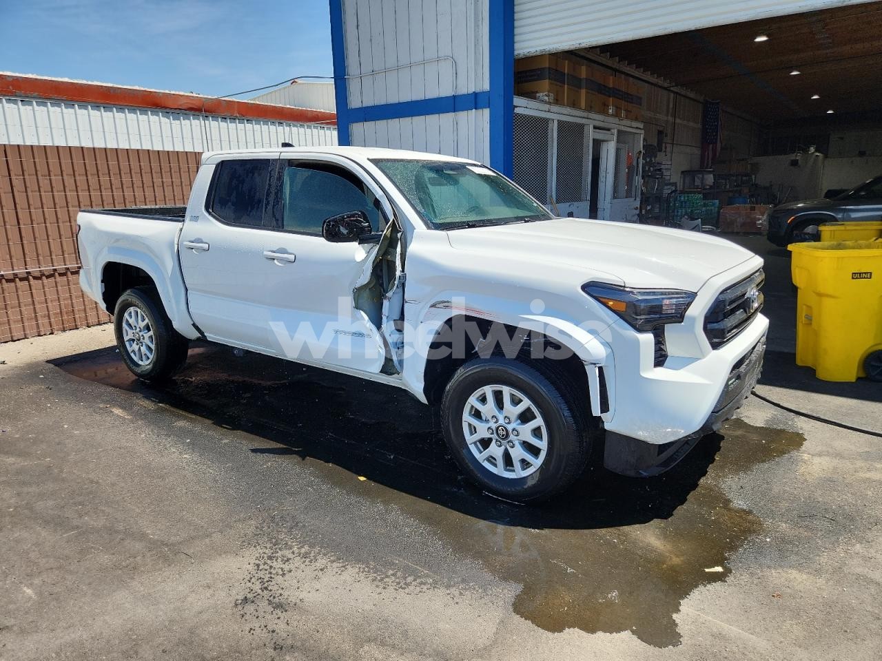 Photo 4 of 2025 TOYOTA TACOMA DOUBLE CAB (VIN 3TMLB5JNXSM110651)