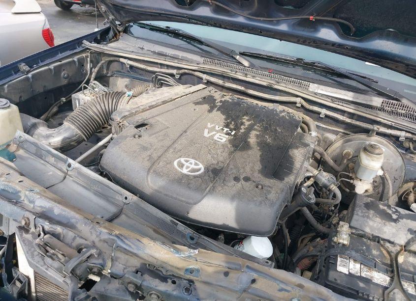 Photo 10 of 2006 Toyota Tacoma BASE V6 (VIN 3TMLU42N16M003660)