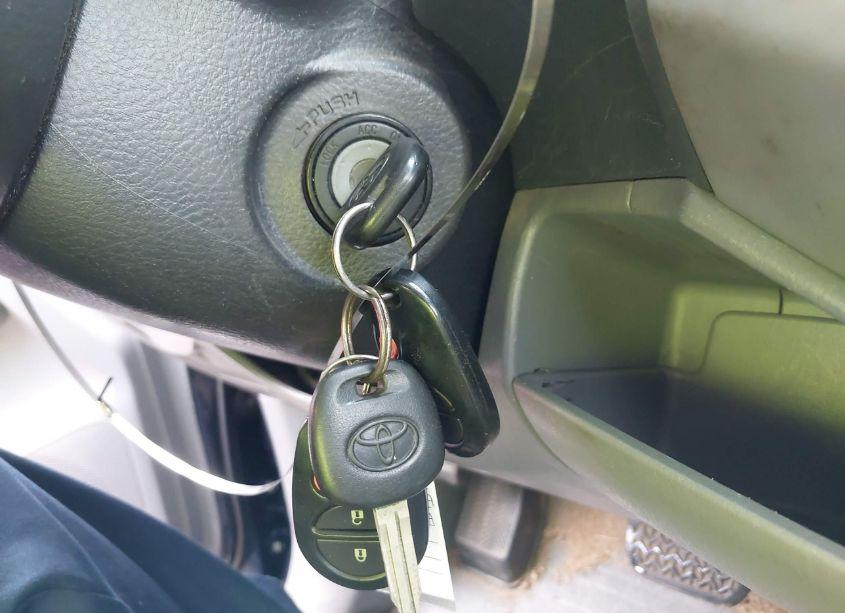 Photo 11 of 2006 Toyota Tacoma BASE V6 (VIN 3TMLU42N16M003660)