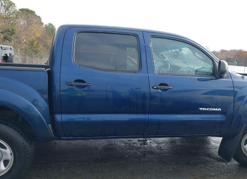 Photo 13 of 2006 Toyota Tacoma BASE V6 (VIN 3TMLU42N16M003660)