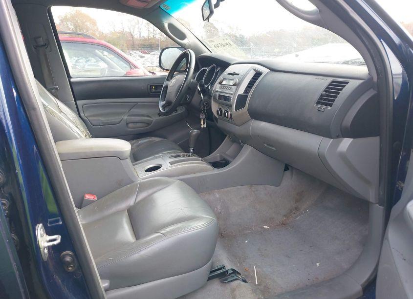 Photo 5 of 2006 Toyota Tacoma BASE V6 (VIN 3TMLU42N16M003660)