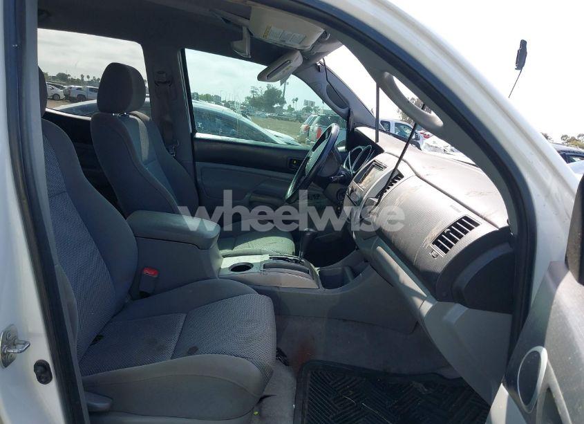 Photo 5 of 2008 Toyota Tacoma BASE V6 (VIN 3TMLU42N28M019658)